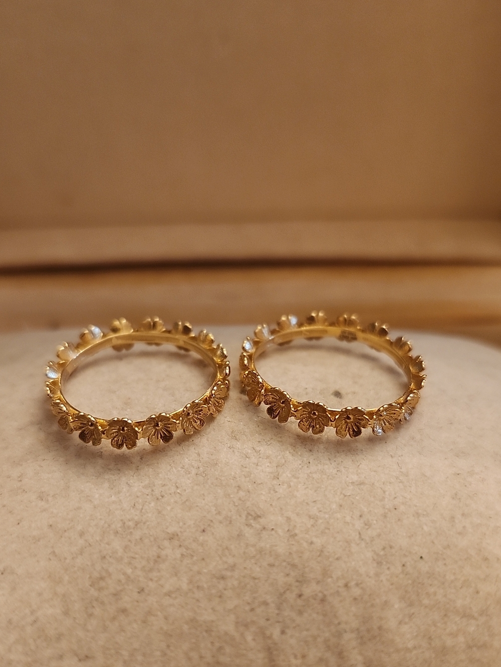 10kt Yellow Gold Floral Rings Women's Jewelry Size 6 And 7 Only Two Are